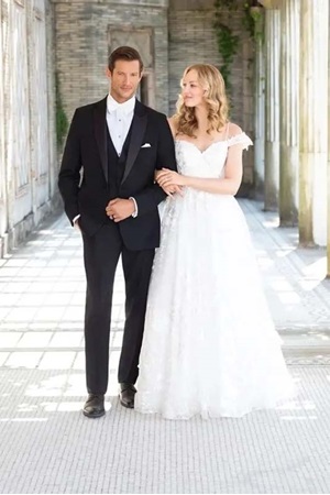 Metro Black Peak Tuxedo